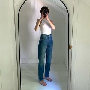 AMO Stella High-Rise Slim Straight Jeans in Medium Vintage